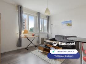 Appartement te huur voor € 740 per maand in Marcq-en-Barœul, Avenue Guynemer