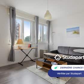 Apartment for rent for €740 per month in Marcq-en-Barœul, Avenue Guynemer