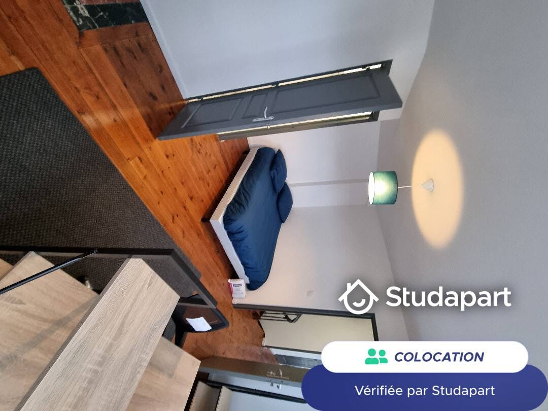 Private room for rent for €395 per month in Valenciennes, Rue de Hesques