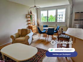 Apartamento para alugar por € 1.450 por mês em Talence, Avenue de Thouars