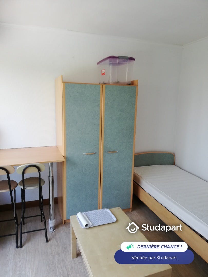 Wohnung zu mieten für 460 € pro Monat in Nancy, Rue Jeanne d'Arc