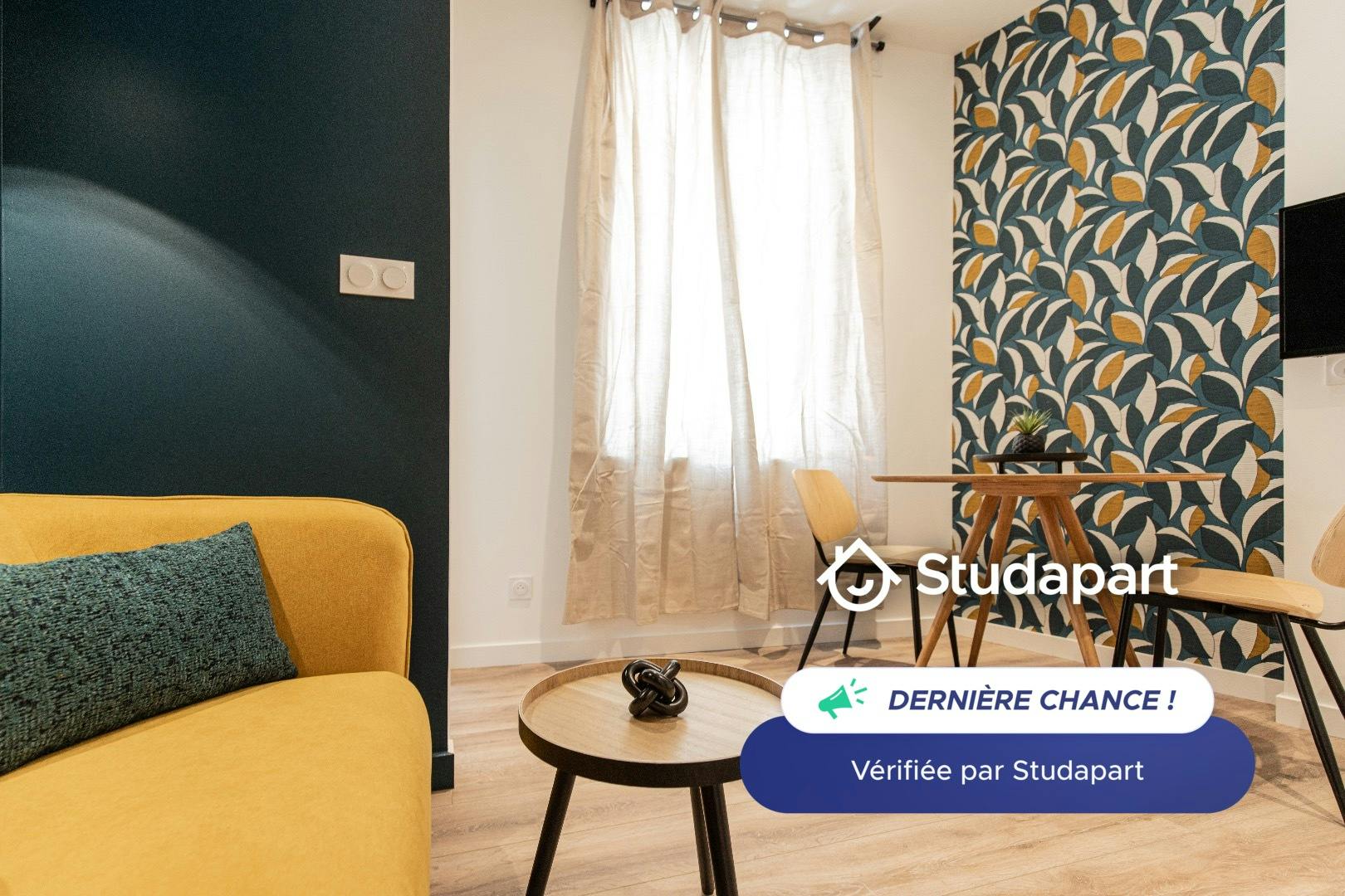 Apartment for rent for €530 per month in Saint-Étienne, Rue Francis Baulier