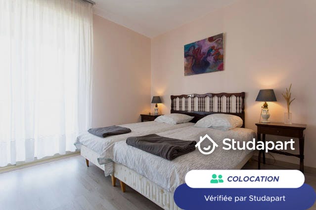 Cameră privată de închiriat pentru 650 EUR pe lună în Antibes, Chemin de la Pinède