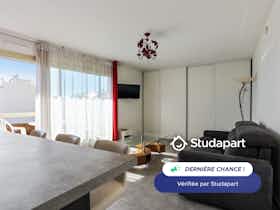 Квартира за оренду для 760 EUR на місяць у Antibes, Chemin des Îles