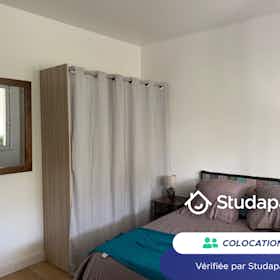 Отдельная комната сдается в аренду за 560 € в месяц в Saint-Nazaire, Rue Jean Jaurès