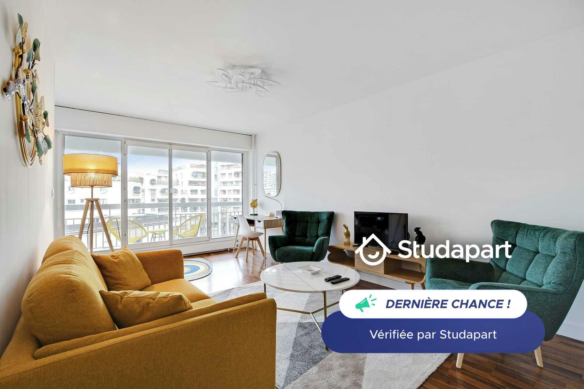 Apartment for rent for €3,200 per month in Paris, Rue de l'Ourcq