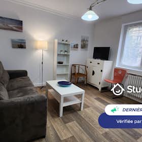 Appartement for rent for 620 € per month in Saint-Étienne, Rue du Onze Novembre