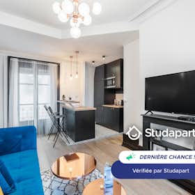 Apartment for rent for €1,375 per month in Lyon, Avenue Jean Jaurès