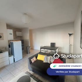 Apartamento para alugar por € 725 por mês em Rennes, Avenue André Mussat