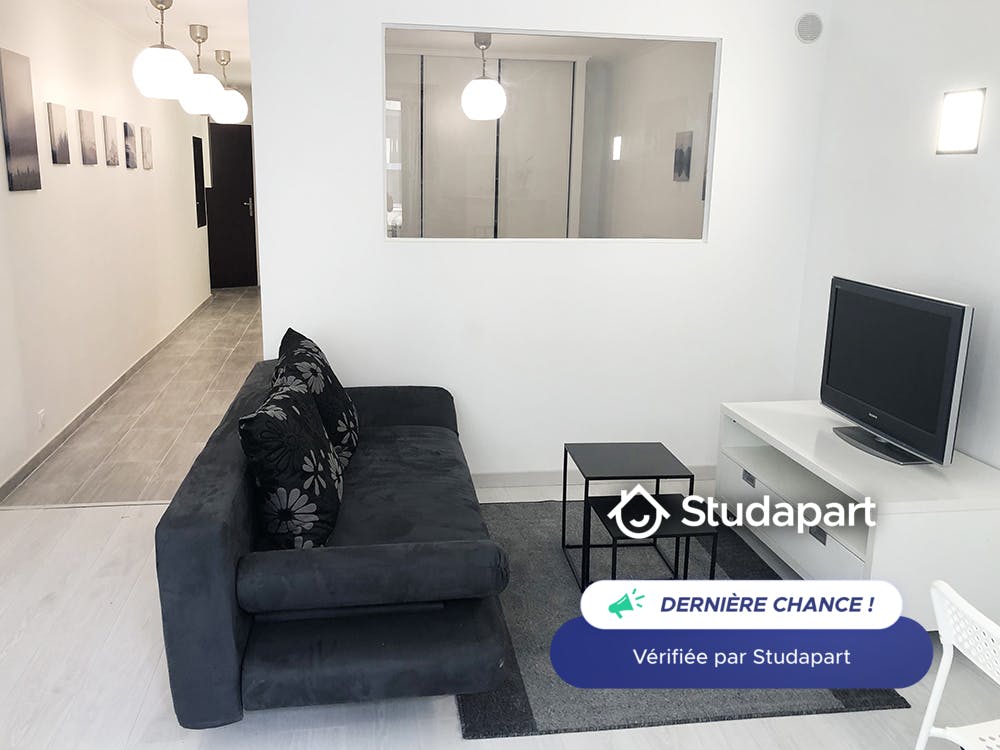 Apartment for rent for €1,208 per month in Orsay, Allée Pierre Delarue-Nouvellière