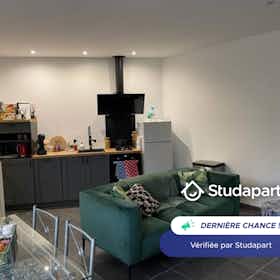 Lägenhet att hyra för 635 € i månaden i Perpignan, Chemin de Cabestany à Bompas