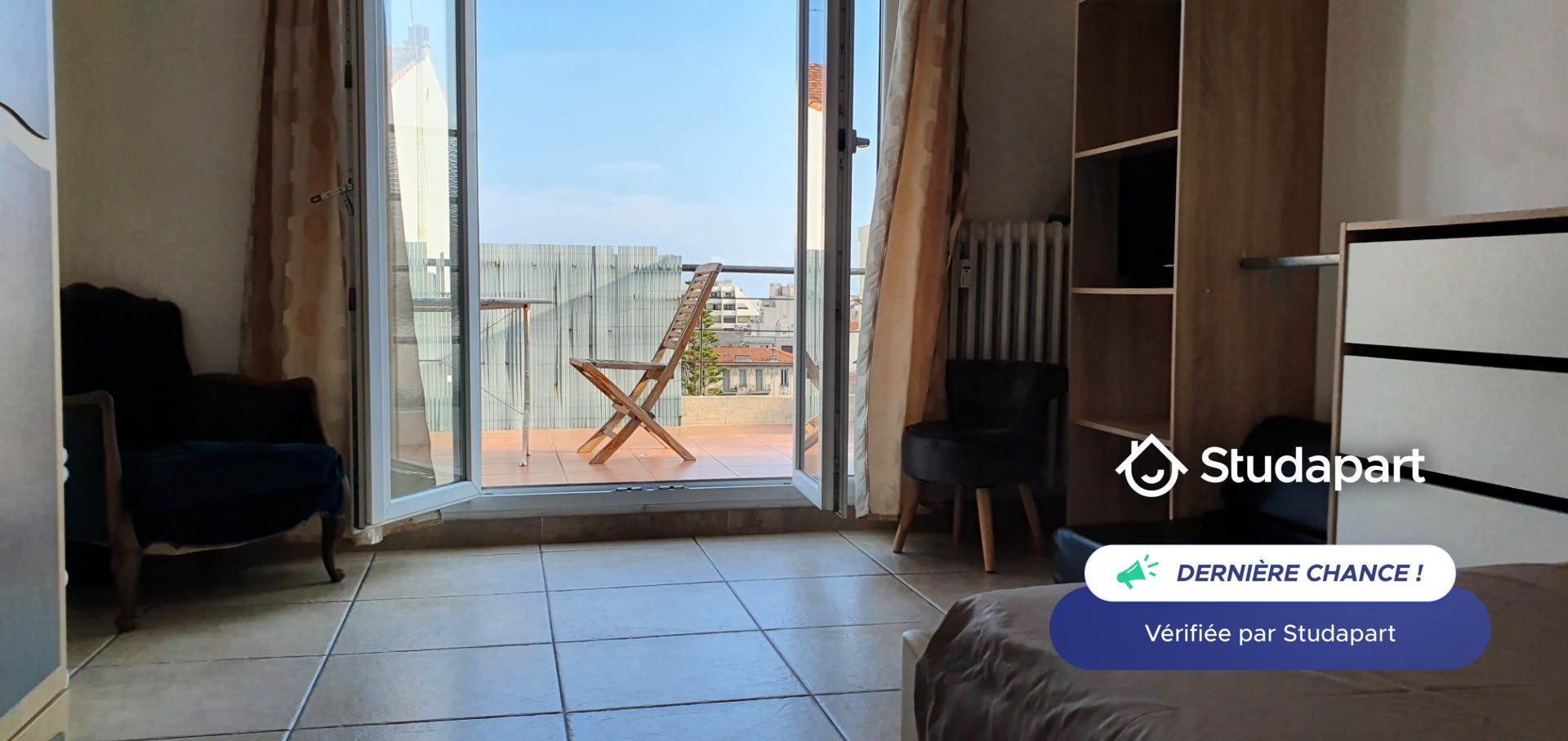 Apartment for rent for €880 per month in Nice, Rue Clément Roassal