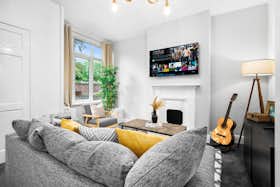 Дом сдается в аренду за 2 600 £ в месяц в Birmingham, Moor Lane