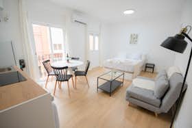 Studio for rent for €1,500 per month in Madrid, Calle de María Luisa