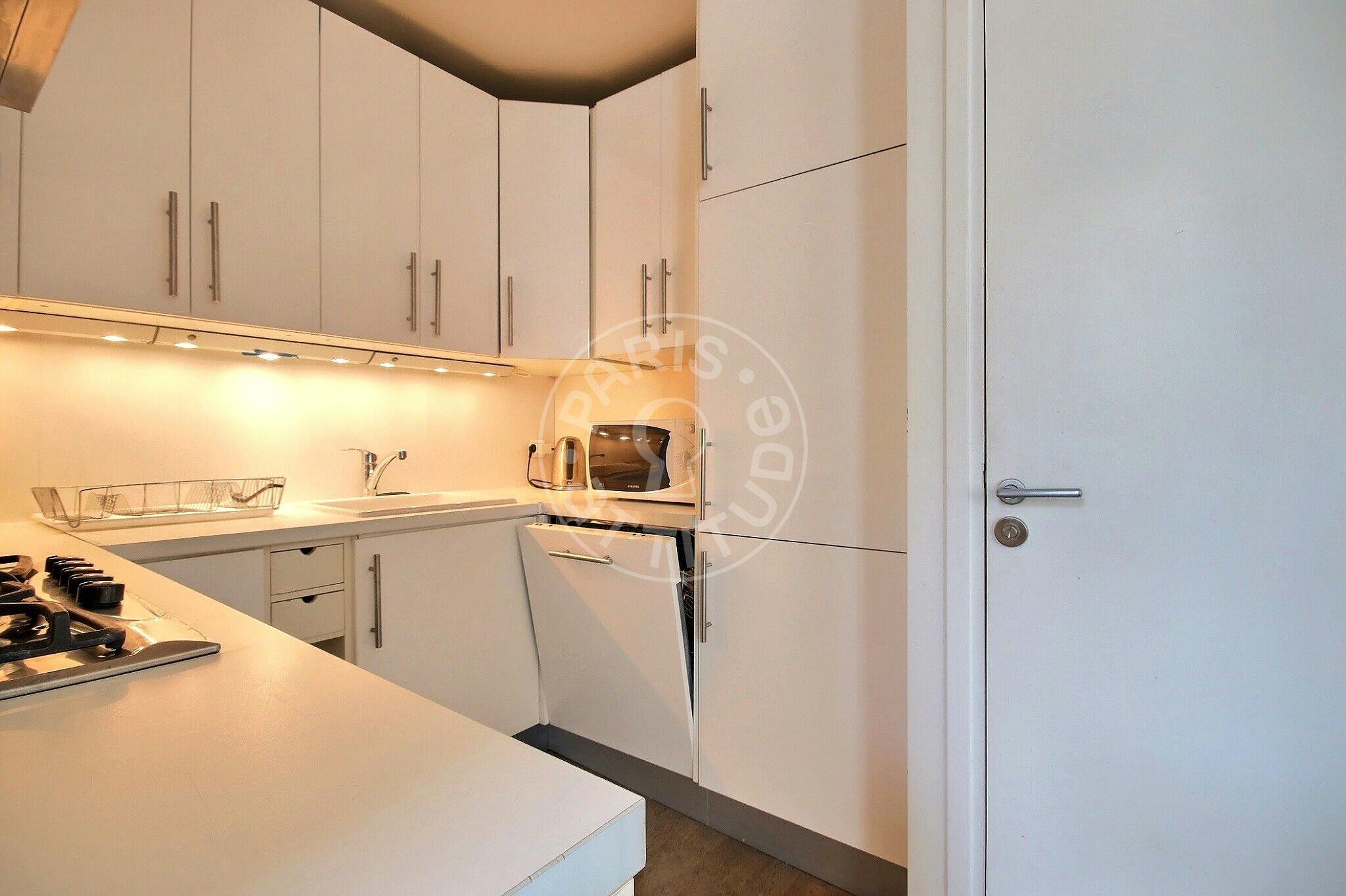 Apartment Paris — photo 17