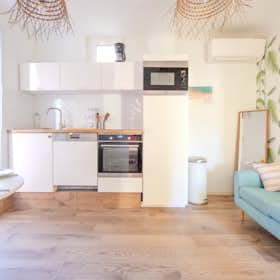 Apartament de închiriat pentru 1.890 EUR pe lună în Nice, Avenue de Savoie
