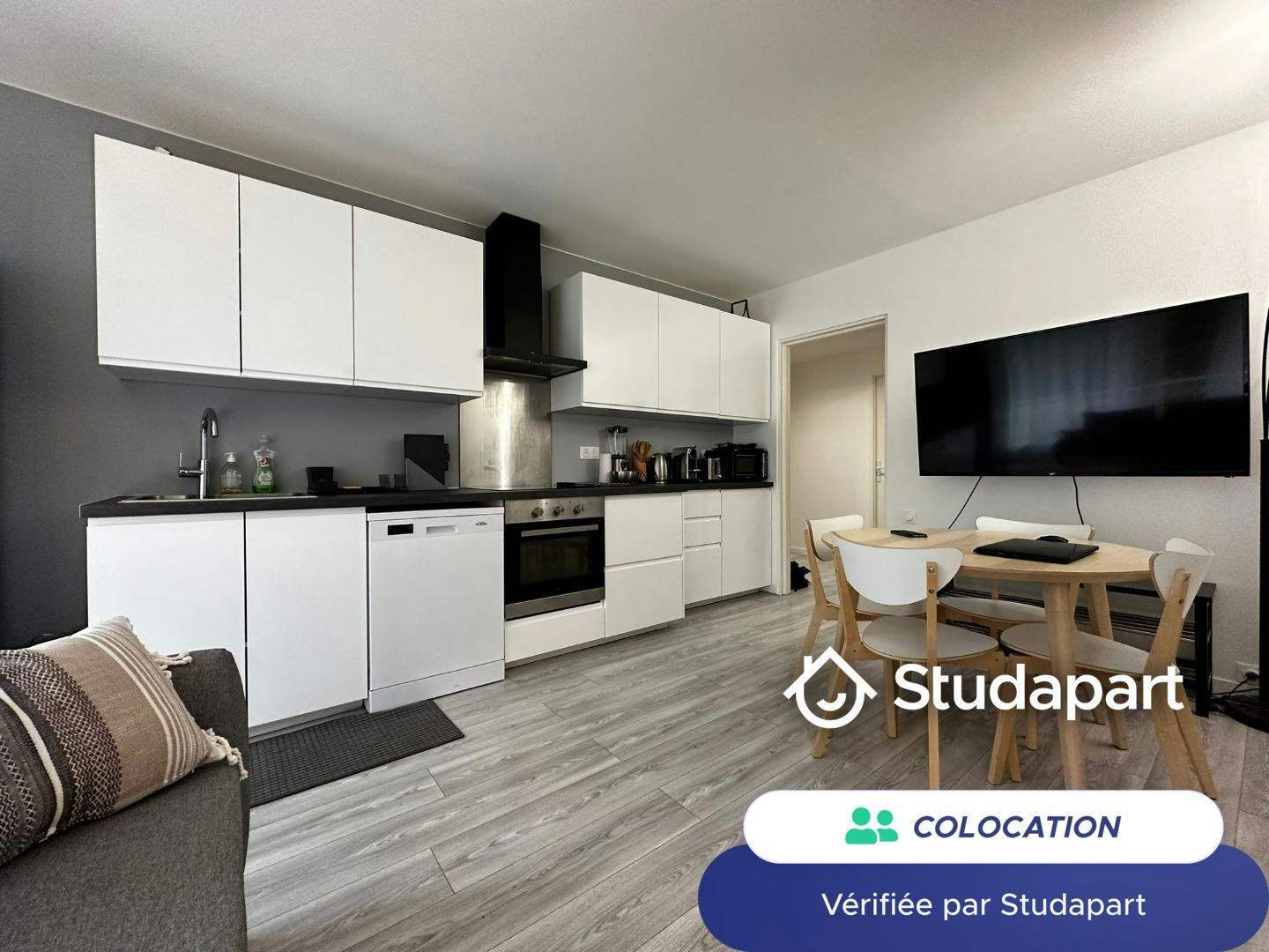 Private room for rent for €550 per month in Cergy, Rue des Châteaux Brûloirs