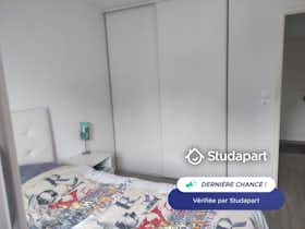 Apartamento en alquiler por 625 € al mes en Saint-Nazaire, Route des Bassins