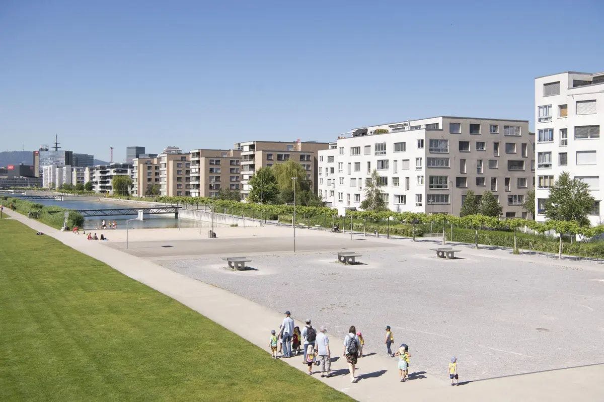 preview gallery tile