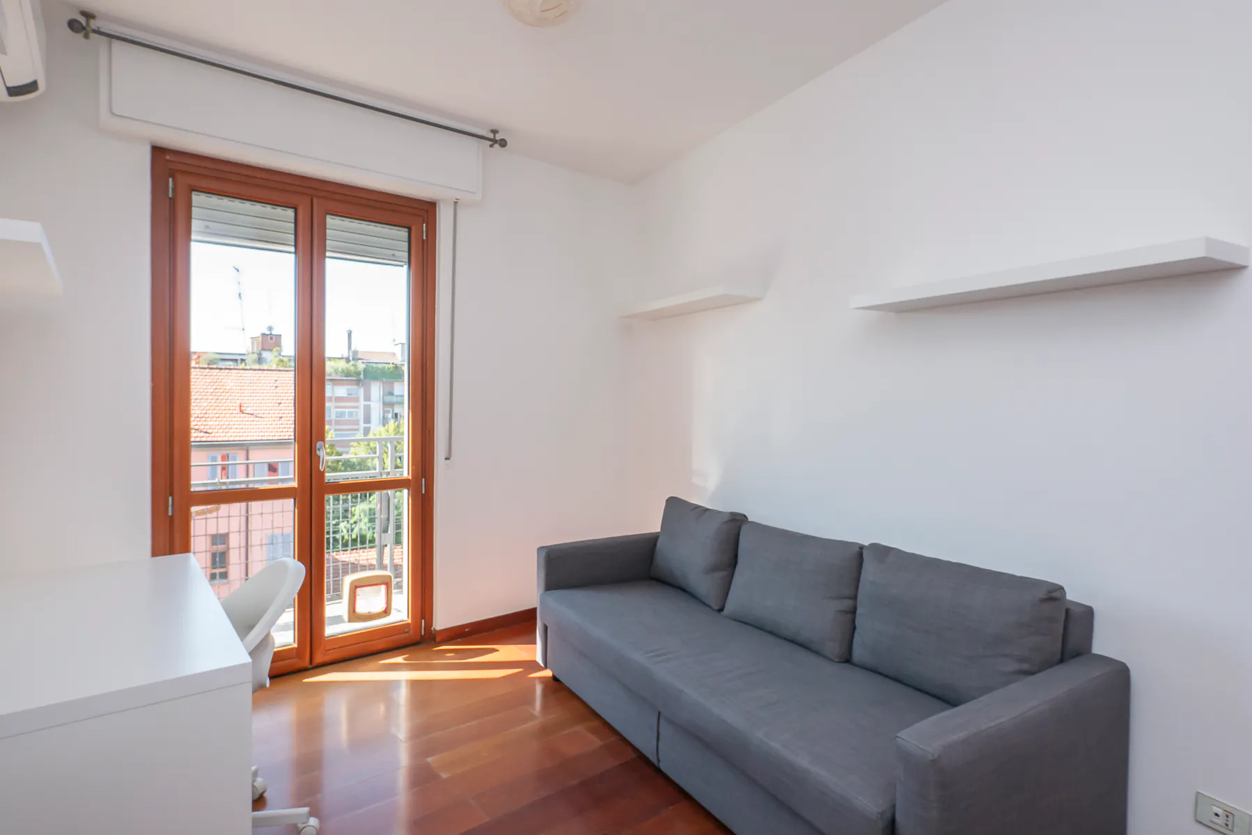 1-Bedroom Apartment in Via Francesco Brioschi, Milan (1396762) ROOM 2