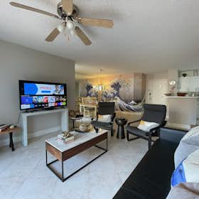 Wohnung zu mieten für 3.402 € pro Monat in Miami, E Country Club Dr