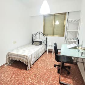 Habitación privada for rent for 350 € per month in Burjassot, Carrer de Vázquez de Mella
