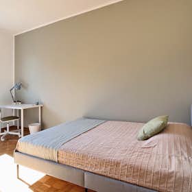 Отдельная комната сдается в аренду за 550 € в месяц в Padova, Via Jacopo della Quercia