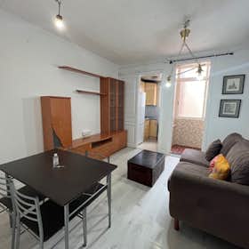 Apartment for rent for €1,400 per month in Barcelona, Carrer de Mallorca