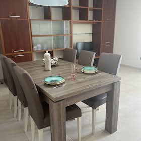 Wohnung zu mieten für 1.290 € pro Monat in Calafell, Passeig Marítim de Sant Joan de Déu