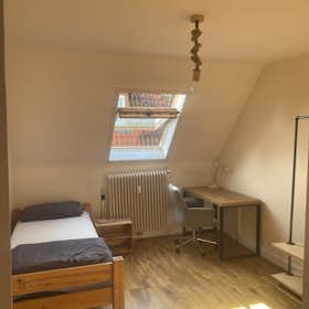 Private room for rent for €950 per month in Hamburg, Haakestraße
