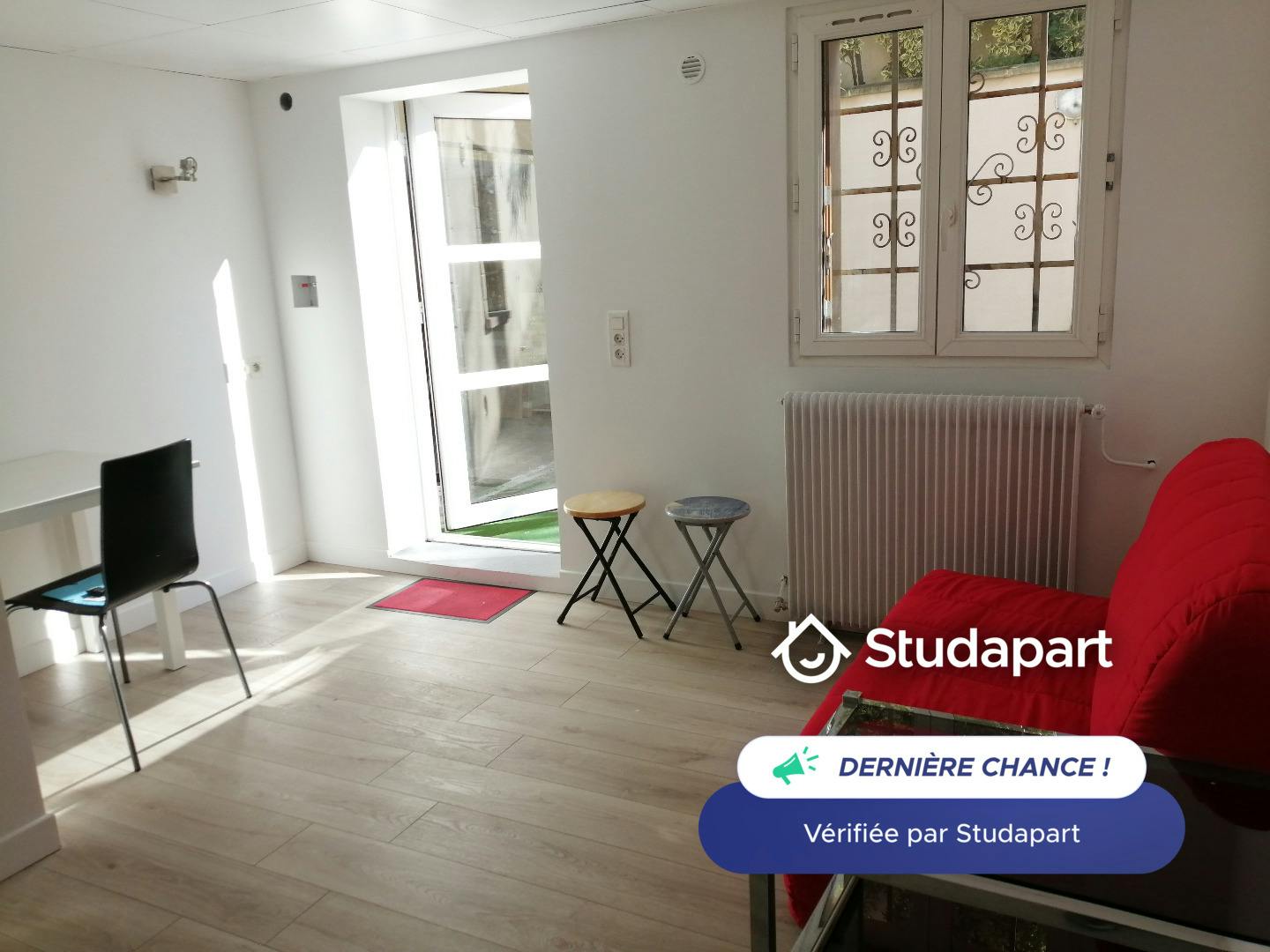 Private room for rent for €760 per month in Igny, Rue Neuve