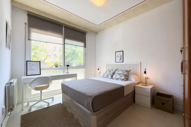 Private room in Carrer de Canalejas, Barcelona (1398015) room image 1