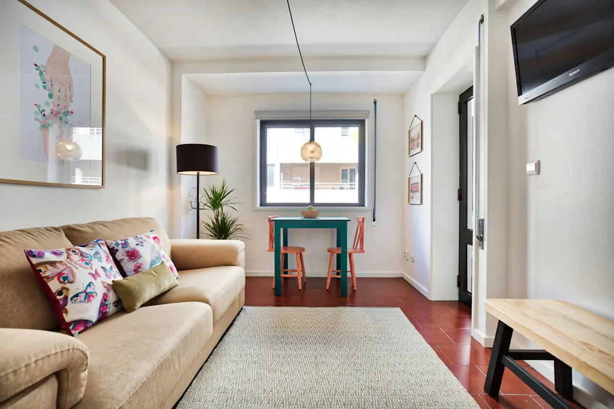 1-Bedroom Apartment in Rua António Bessa Leite, Porto (1398108) ROOM