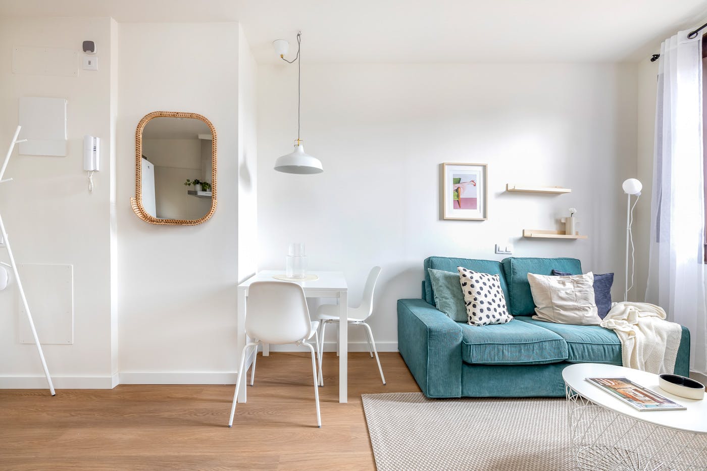 Apartment for rent for €1,575 per month in Barcelona, Carrer de Sant Bertran