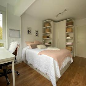WG-Zimmer for rent for 450 € per month in Santander, Calle Juan José Pérez del Molino