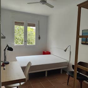 Private room for rent for €750 per month in Madrid, Avenida de los Toreros