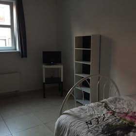 Privé kamer te huur voor € 360 per maand in Châtelet, Rue Maréchal Foch
