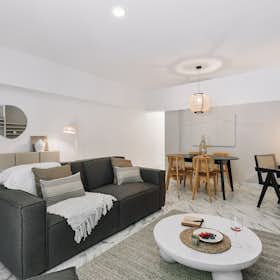 Apartment for rent for €4,256 per month in Barcelona, Carrer de Modolell