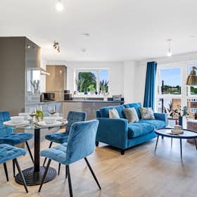 Apartment for rent for €3,259 per month in Birmingham, Berrington Walk