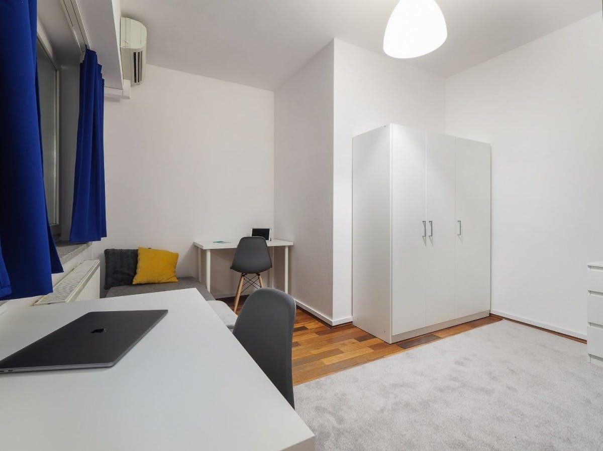 Floriana Znanieckiego, Warsaw preview