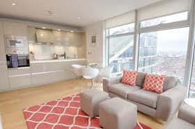 Appartement te huur voor £ 5.331 per maand in Ilford, Winston Way