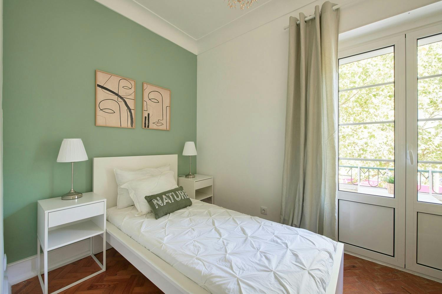 Avenida de Roma, Lisbon preview