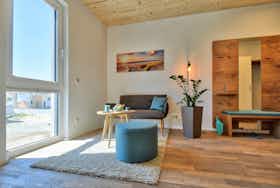 Apartament de închiriat pentru 1.900 EUR pe lună în Wolfschlugen, Zeppelinstraße