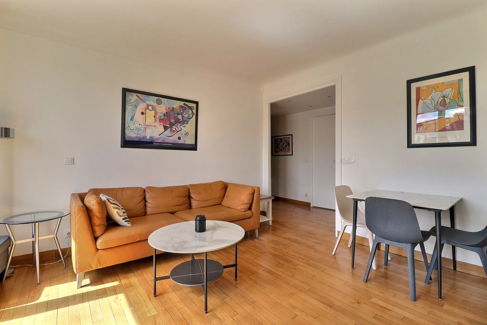 1-Bedroom Apartment in Rue de l'Amiral Cloué, Paris (1400006) ROOM 3