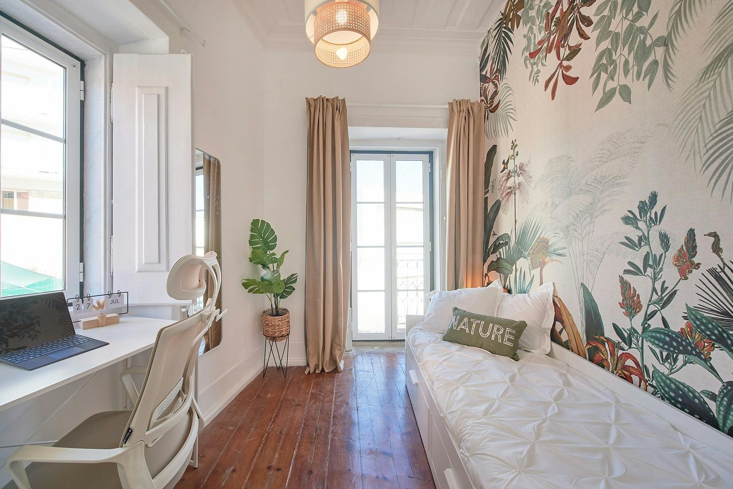 Largo Domingos Tendeiro, Lisbon preview