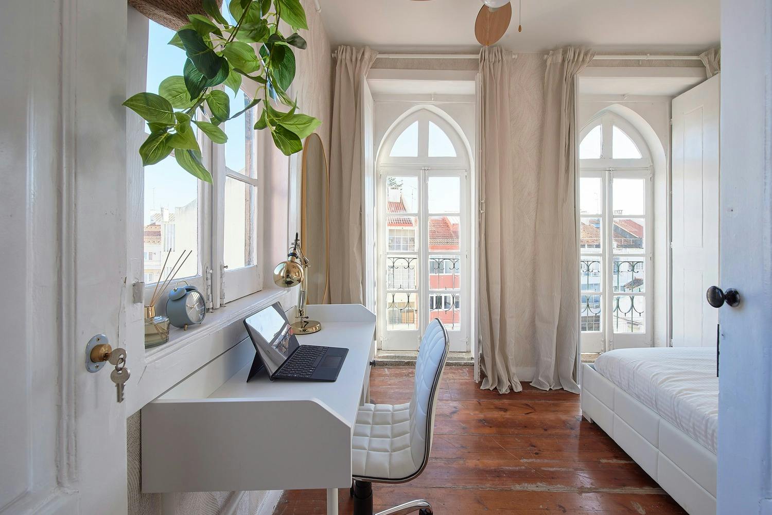 preview gallery tile