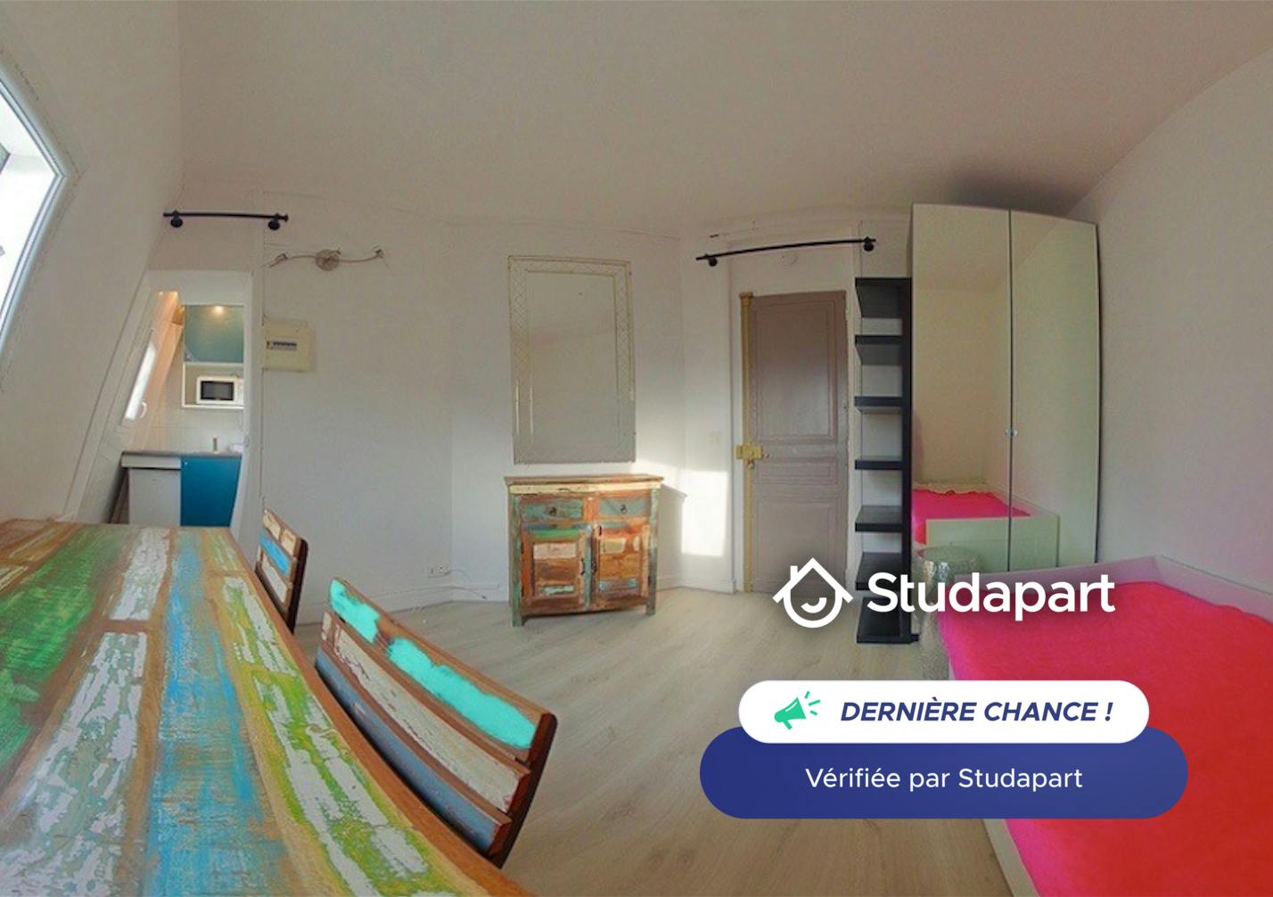 Apartment for rent for €1,074 per month in Paris, Rue Francisque Sarcey