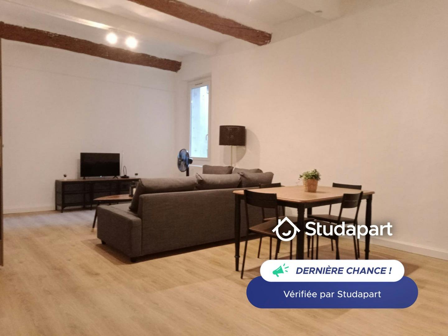 Appartement te huur voor € 650 per maand in Toulon, Rue Augustin Daumas