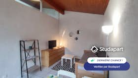 Apartment for rent for €850 per month in Mérignac, Rue Prosper Mérimée