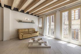 Appartement te huur voor € 1.500 per maand in Lonato, Via Zambelli